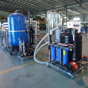 瓶裝水廠--礦泉水UF16CMT系統